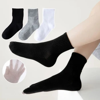 1 Çift / grup Sıcak Satış Kadın Erkek Çorap Marka Kaliteli Pamuk Polyester Moda Beyaz Siyah Gri Örgü Kısa Çorap Kadınlar için