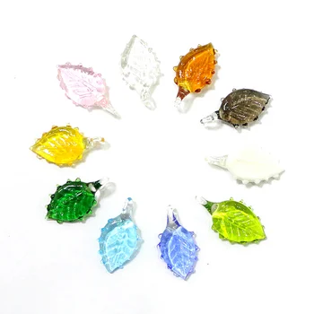 10 ADET Renkli Mini Sevimli Cam Yaprak Charm Kolye Paskalya Dekor Küçük Bitki Süsler Moda DIY Kadınlar Takı Yapma Aksesuarları