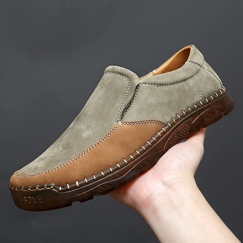 2022 Erkek deri ayakkabı Moda Hafif Yumuşak rahat ayakkabılar Klasik Moccasins Loafer'lar Açık Kayma Sürüş ayakkabılarıbüyük Boy 47
