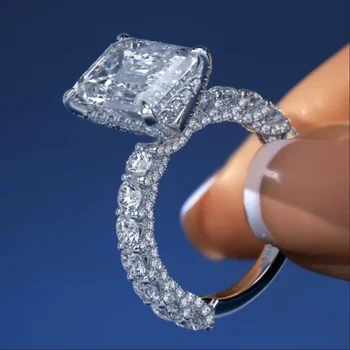 2022 Yeni Lüks Prenses Kesim 925 Ayar Gümüş Tasarımcı Nişan Yüzüğü Kadınlar için yıldönümü hediyesi Takı Toplu Satış
