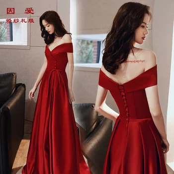 Bahar yeni zarif kadın elbise ile bir omuz ince uydurma şarap kırmızı ziyafet elbise mizaç uzun elbise