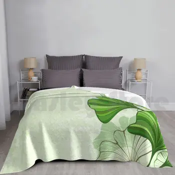 Battaniye Stilize, Yeşil ve Kontur, Yeşil Üzerine Ginkgo Biloba'nın Kahverengi Yaprakları