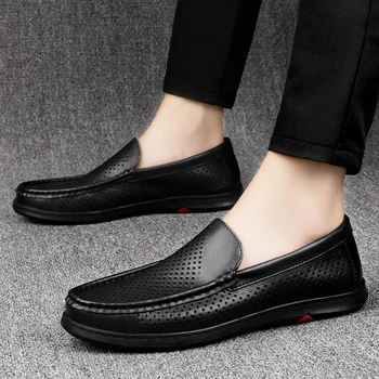 Gündelik erkek ayakkabısı Yaz Nefes Deri Loafer'lar Üzerinde Kayma Erkek Klasikleri Siyah Hollow Flats Ayakkabı Adam Yeni sürüş ayakkabısı Erkekler İçin