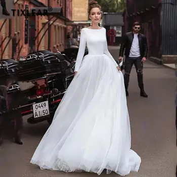 I OD Klasik Bir Çizgi düğün elbisesi Basit Scoop Uzun Kollu Backless Tül gelin kıyafeti 2022 Gelin Custom Made Sweep Tren