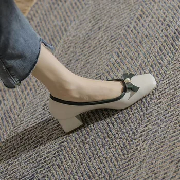 Ilkbahar Sonbahar Yay Düğüm Ayakkabı Kadın Kore Moda Yeni Yüksek Topuklu Sığ Ağız Kare Ayak Orta Topuk Kalın Topuk İş 36-39 Boyutu