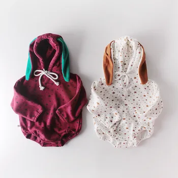 Moda Sonbahar Kış Bebek Kız Giysileri Pamuk Sevimli 3D Tavşan Kulak Yıldız Baskı Uzun Kollu Kapşonlu Kalınlaşmak Kazak Bebek Romper 0-18M