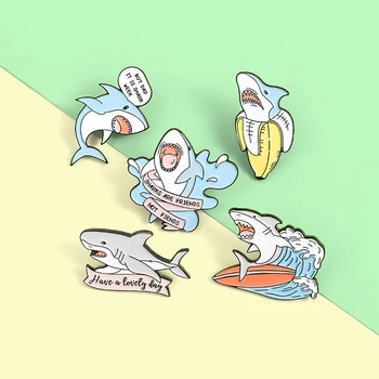 Okyanus Hayvan Köpekbalığı Eğlenceli Afiş Emaye Pimleri Karikatür Broş Rozetleri Çanta Elbise yaka iğneler Takı Arkadaş için Hediyeler Toptan