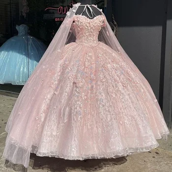 Pembe Tatlı 16 Quinceanera Elbise 2022 Pelerinler İle Kapalı Omuz Aplikler Sequins Çiçekler Prenses Parti Kıyafeti Vestidos De 15 Años