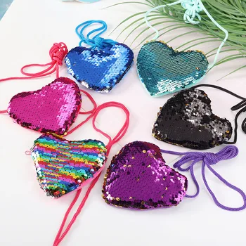 Sevimli Kalp şeklinde Peluş Mini Parlak Aşk Çanta Yumuşak Peluş Aşk cüzdan Çocuk Kız Doğum Günü Noel Hediyeleri Taşınabilir omuzdan askili çanta