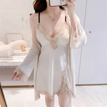 Tülin Moda Beyaz Kadife Elbise Seti Dantel Trim Kimono Kıyafeti Seksi Bölünmüş 2 ADET Pijama Kadife Seti Sonbahar Rahat Gecelik Ev giyim