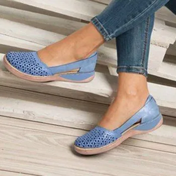 Yeni Moda Hollow Düşük Topuk Düz Ayakkabı Yaz Rahat Kaymaz kadın Düz Ayakkabı Büyük Boy PU Tüm Maç Loafer'lar Kadın Ayakkabı