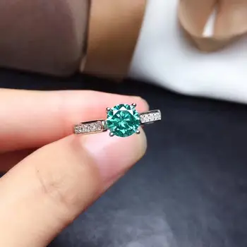 Yeni stil yanıp sönen yeşil mozanit taş yüzük kadınlar için 925 ayar gümüş parlak daha iyi elmas nişan yüzüğü hediye