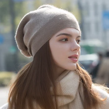 Yeni Örme Kaşmir Şapka Bayanlar Sonbahar ve Kış Moda Tüm Maç Sıcak Earmuffs Kap Açık Seyahat Sokak Yün Soğuk Şapka