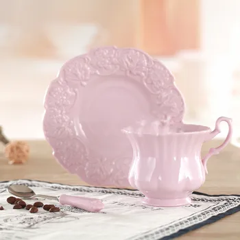 Zarif Pembe Kahve Fincan Tabağı kaşık seti Avrupa Prenses Seramik çay bardağı 180 ml Üst Porselen Çay Fincanı Cafe Çay Saati Drinkware CL001