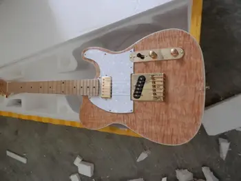 Çin gitar fabrika özel yeni Yeni katı vücut Doğal renk Akçaağaç Ahşap üst Altın donanım standart TL elektrik Gitar 9yue29
